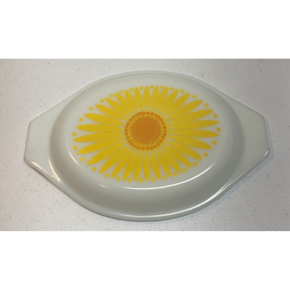 Pyrex Sunflower Daisy Oval Lid 1-1/2 Quart Vintage 943C 21 Replacement Lid